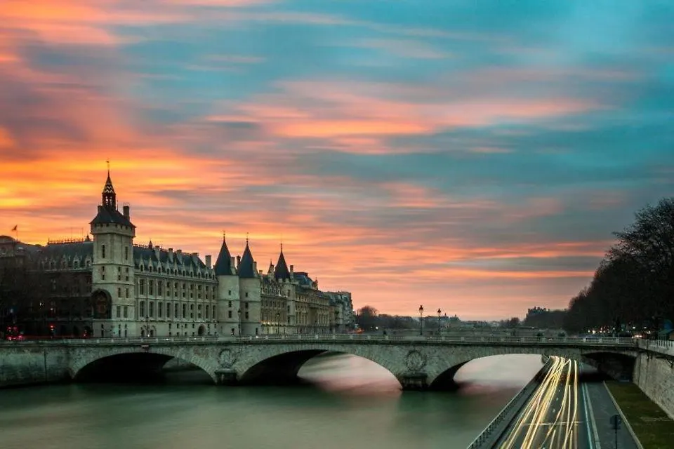 Luxury Apartement, Pres De Musee Louvre Paris Apartment